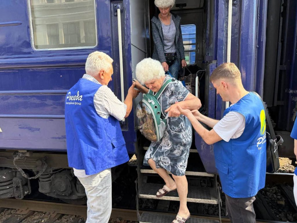 На Буковину прибули ще десятьох евакуйованих з Донеччини